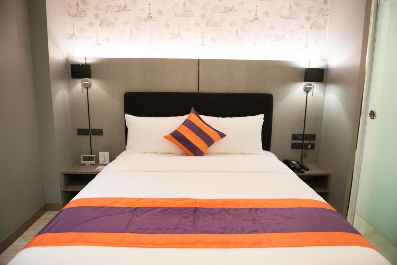 Studio Ekamai Bangkok Ngoại thất bức ảnh